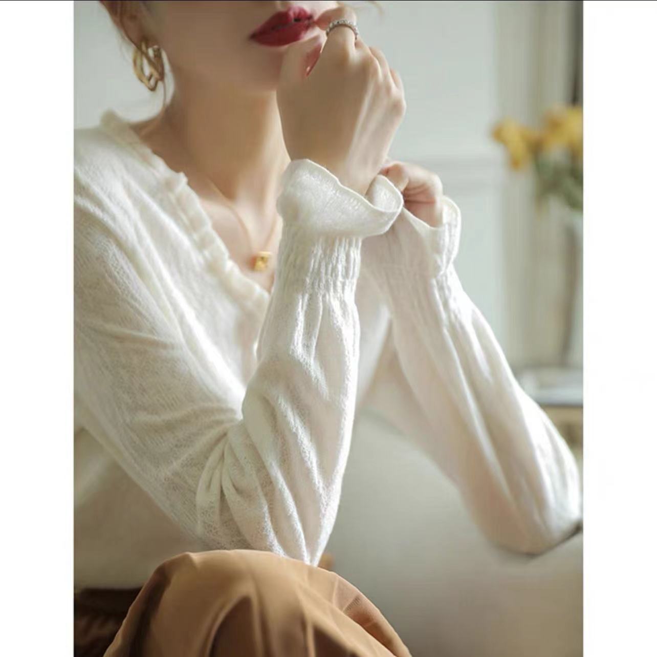 Lace V-Neck Hollow Sweater – Romantic Light Knit | same ANTHEM - Top