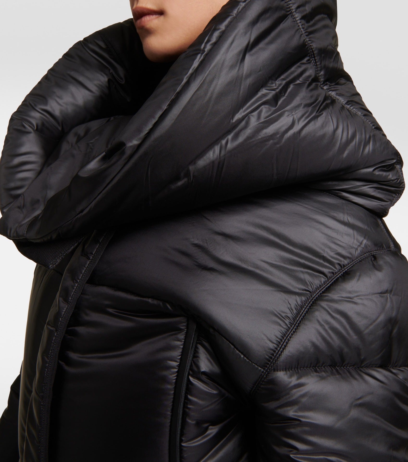 Black Female Lapel Short Down Cotton Coat - Bag