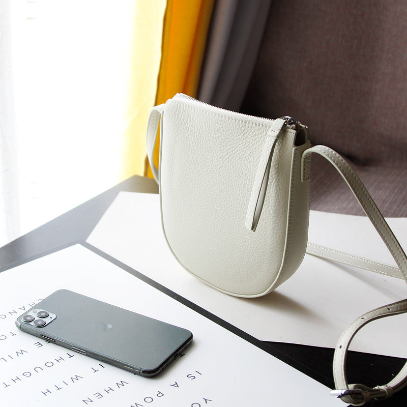 Mini Leather Crossbody Phone Pouch – Soulmate Streetwear | same ANTHEM - Beige