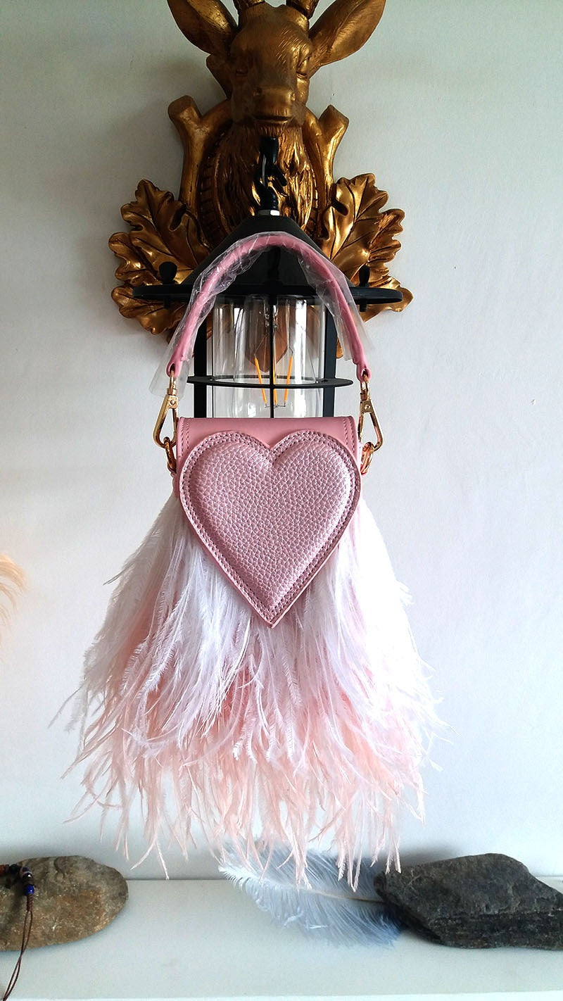 Peach Heart Feather Bag – Soulmate Streetwear for Besties | same ANTHEM - Pink