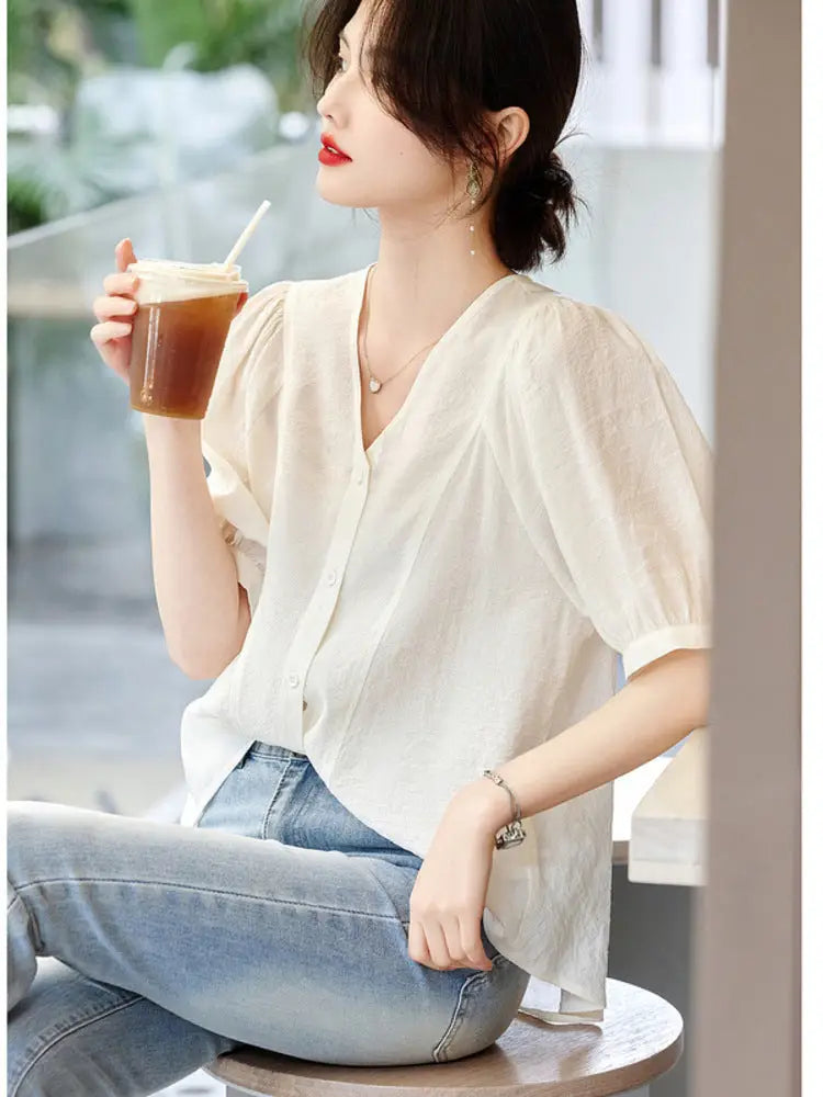 Retro French V-Neck Shirt – Romantic Style | same ANTHEM