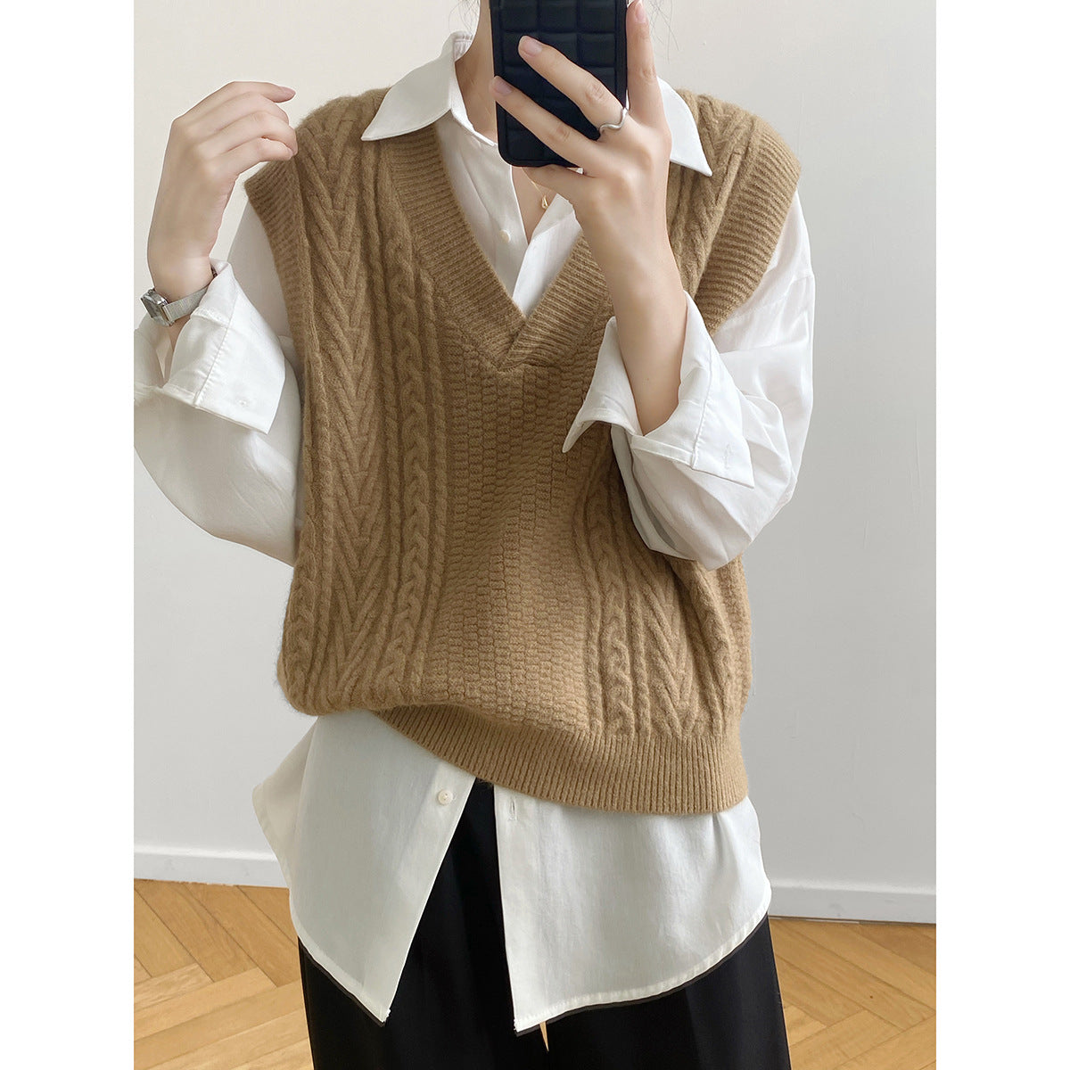 Retro V-Neck Twist Vest – Chic French Waistcoat for Soulmates | same ANTHEM