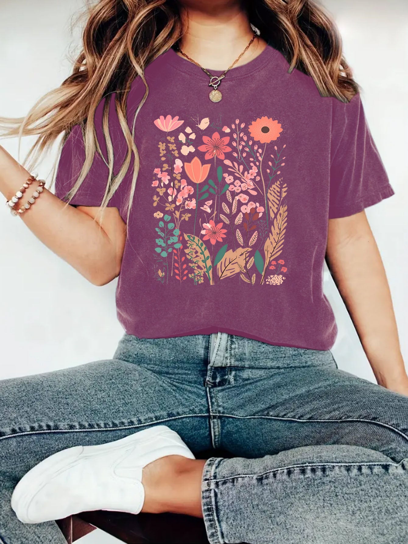 Romantic Floral Graphic Tee – same ANTHEM Dreamy Fashion for Soulmates - Flower Dark Red / L