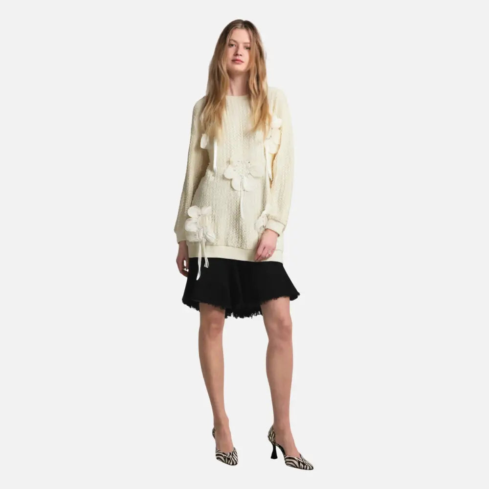 Round Neck T-shirt Skirt with 3D Flower Beads – Cute Chic Streetwear | same ANTHEM