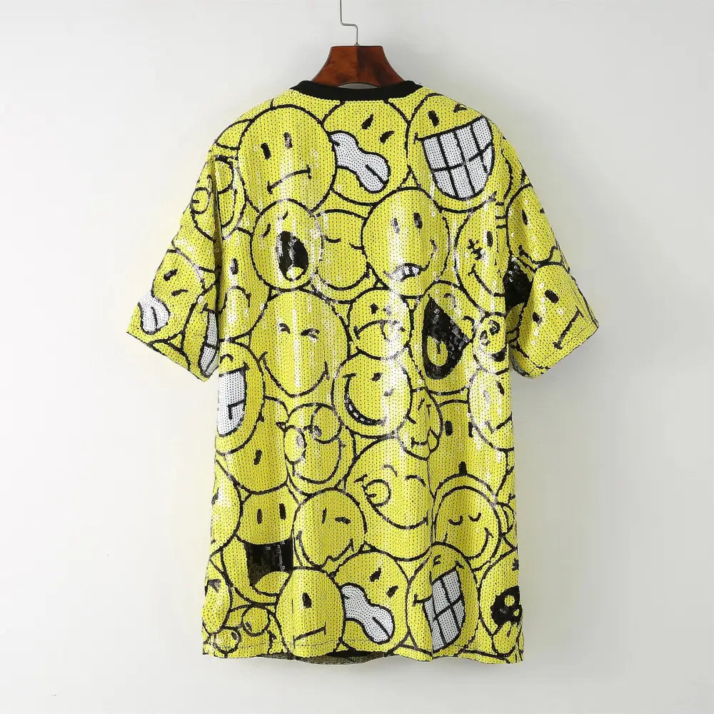 same ANTHEM. Smiley Sequin T-Shirt – Soulmate Streetwear for Besties & Lovers - Yellow / One Size