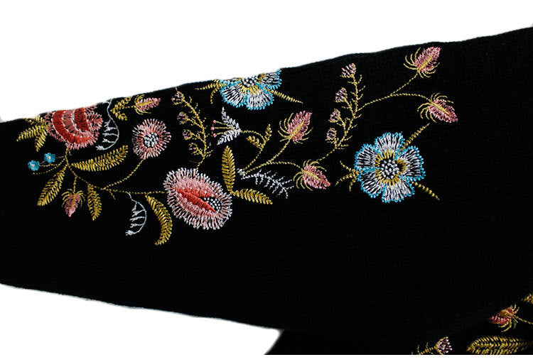 same ANTHEM. Vintage Flower Embroidery Sweater – Korean Autumn Soulmate Streetwear - black / One Size