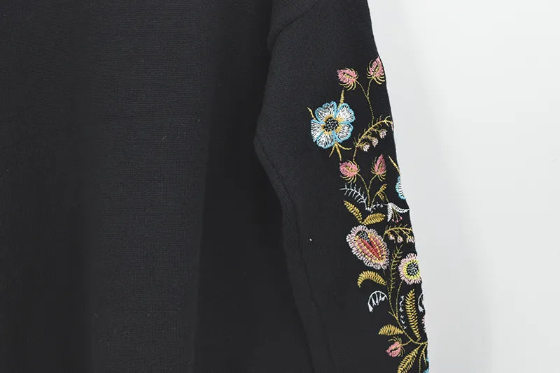 same ANTHEM. Vintage Flower Embroidery Sweater – Korean Autumn Soulmate Streetwear - black / One Size