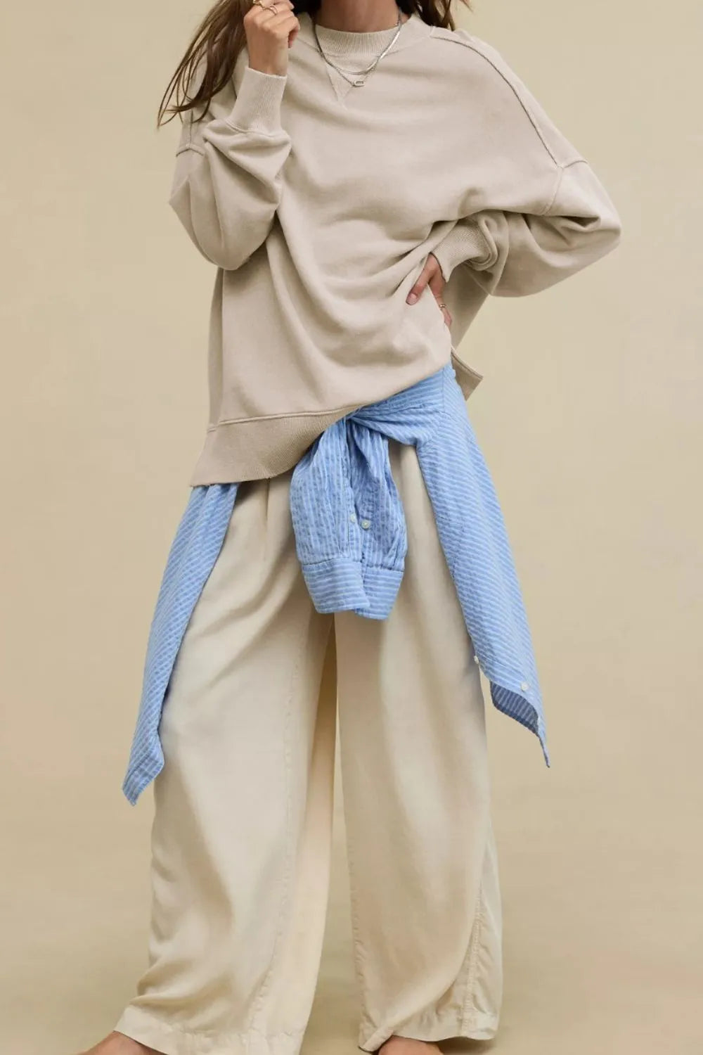 Side Slit Streetwear Sweatshirt – same ANTHEM | Casual Style for Soulmates & Lovers