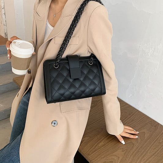 Small Black PU Leather Chain Bag | Soulmate Streetwear by same ANTHEM.