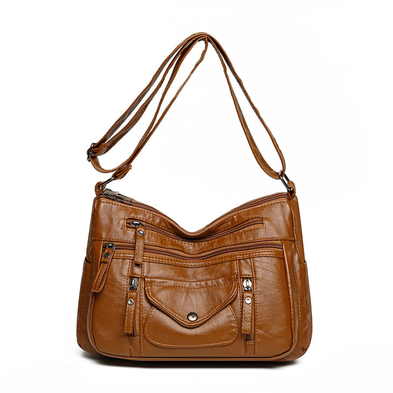 Soft Leather Large Capacity Shoulder Bag | same ANTHEM - Brown