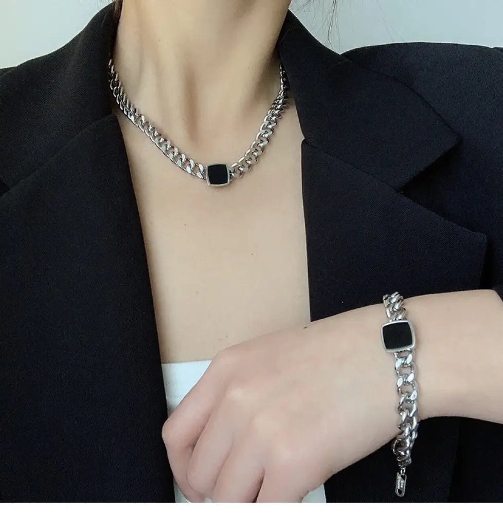 Titanium Steel Thick Chain Necklace – Black Square Collarbone Chain | same ANTHEM