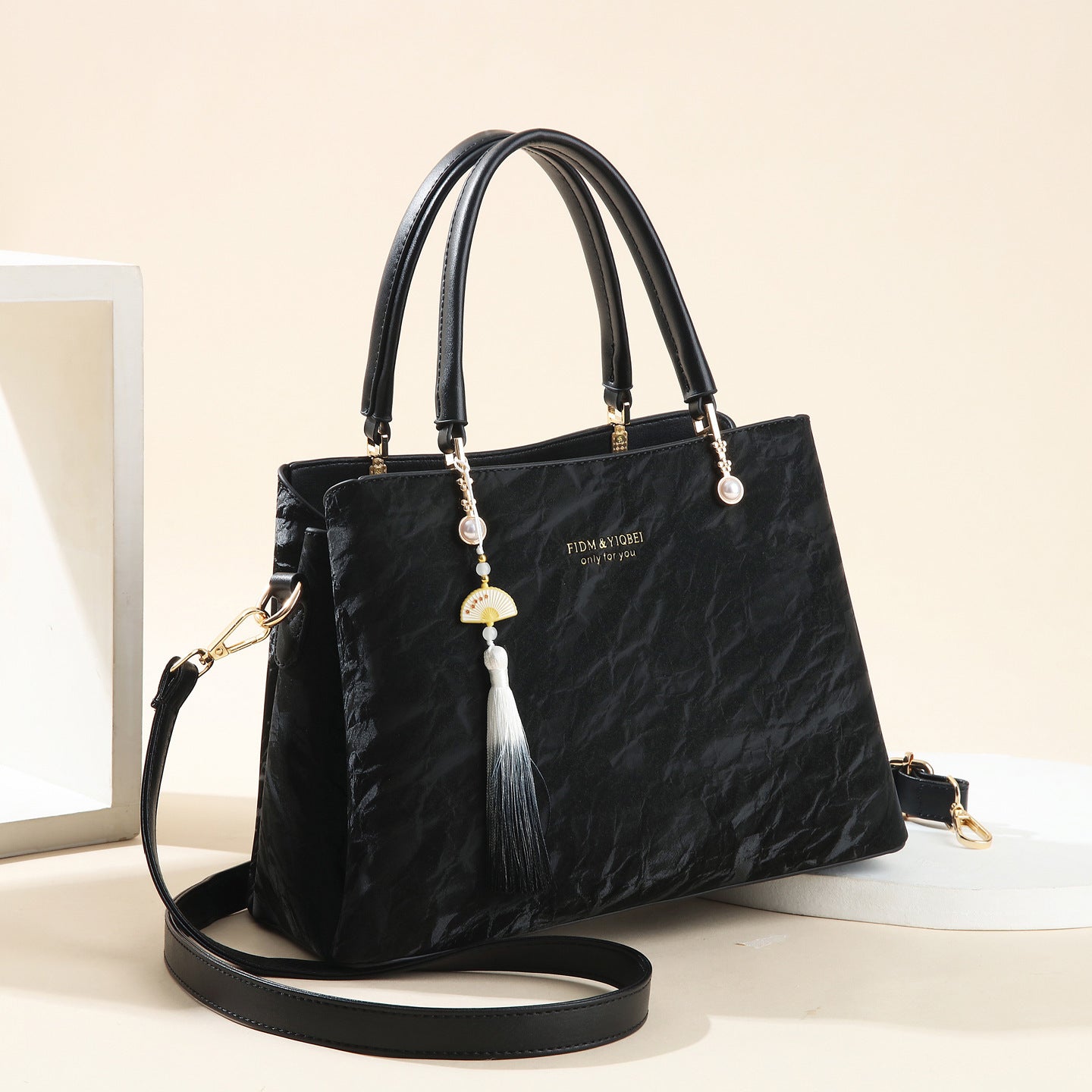 Versatile Handheld Tote – Soulmate Streetwear Bag | same ANTHEM - Black