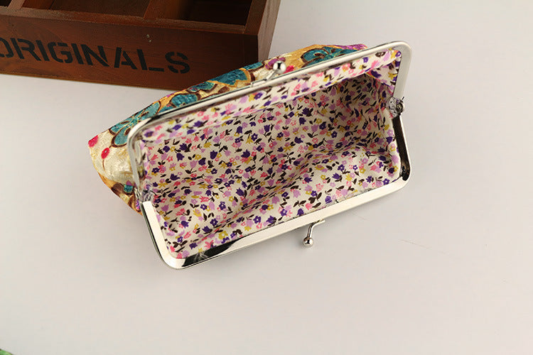 Vintage Embroidered Coin Purse | same ANTHEM. - Bag
