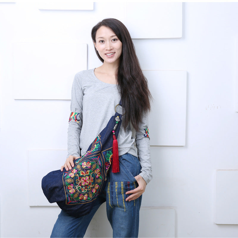Vintage embroidery bag - Bag