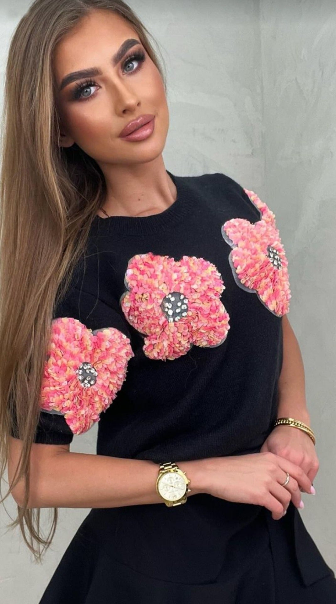 weet Pink Flower Sweater – Dreamy Japanese Style | same ANTHEM - Red flower on black background / S